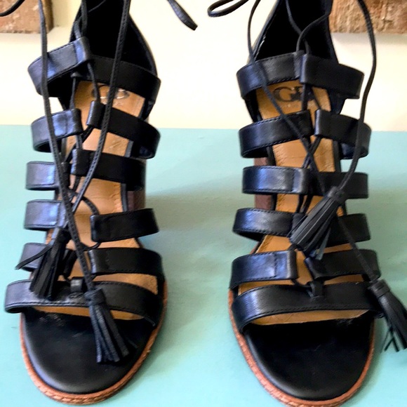 Gianni Bini Shoes - GIANNA BINI SZ 10 3” heel and A ZIPPER IN BACK TO EASE FEET N. Ca lace up leg❤️